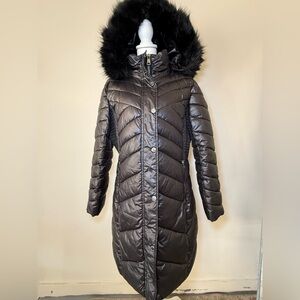 Kenneth Cole Black Long Puffer Coat Faux Fur Hood Women’s Size L – Gently Used